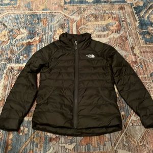 girls medium, army green, north face, long sleeve puff jacket